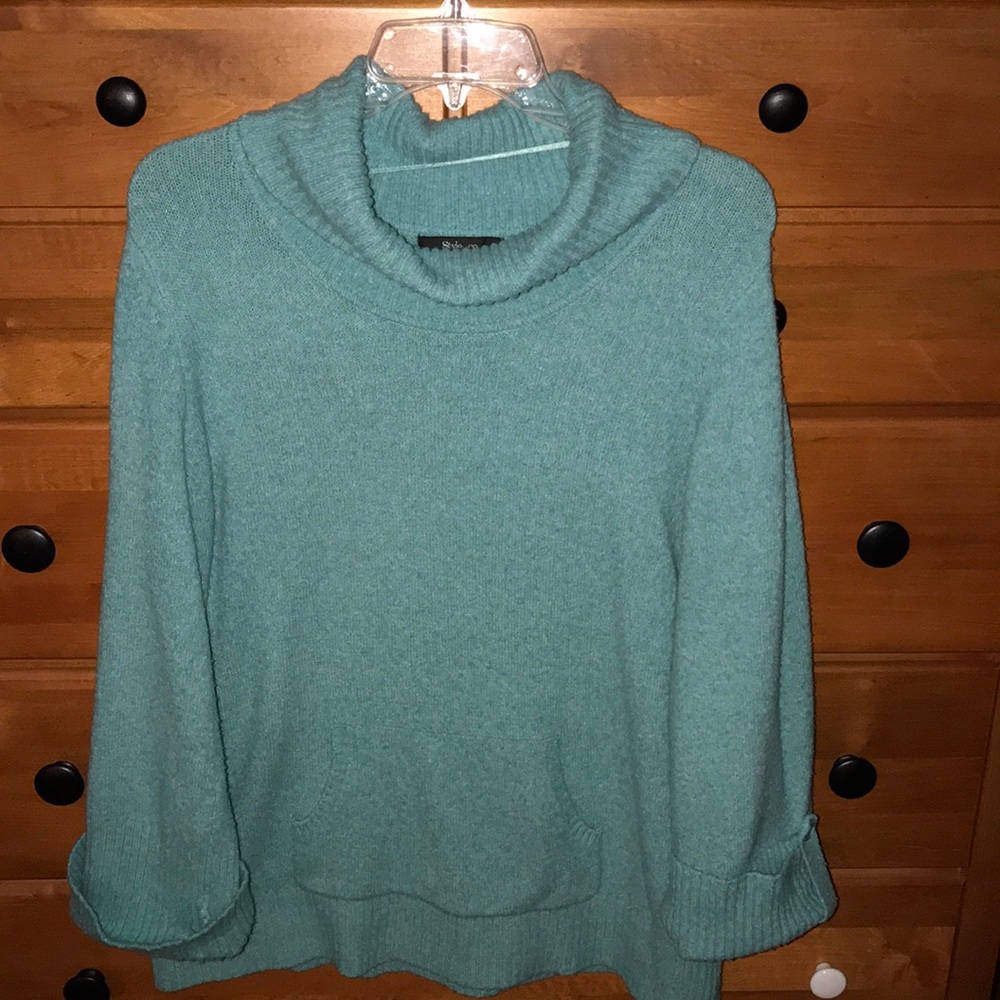SUPER SOFT TEAL SWEATER!